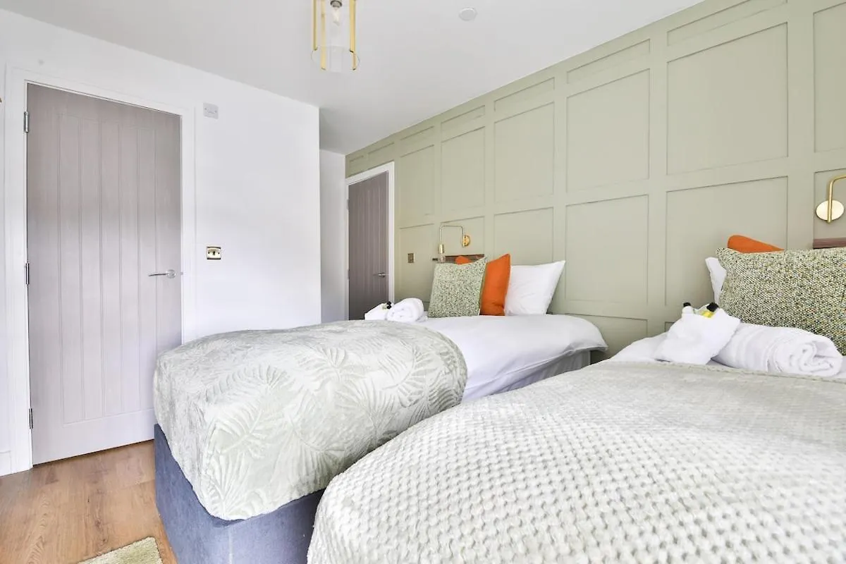 아파트 New Luxe Flat With Private Parking & 2 Bathrooms 카디프